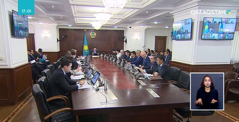 Жазғы демалыс кезінде екі баланы ұшақпен тегін алып жүруге болады