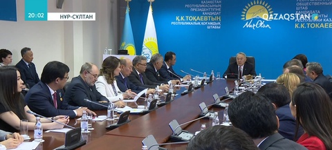 Елбасы Н.Назарбаев «Nur Otan» партиясынан ұсынылған кандидаттың Республикалық қоғамдық штабына барды