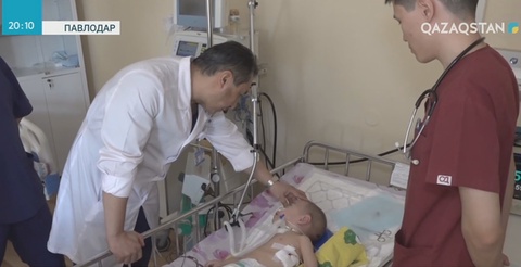 Павлодарда екі жастағы сәби 476 күн бойы ес-түссіз жатыр