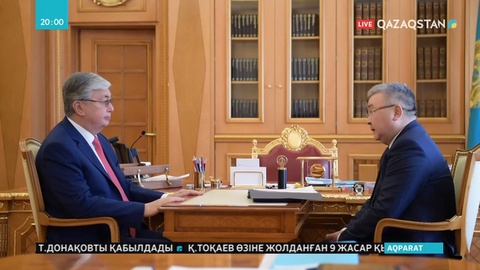Президент Қасым-Жомарт Тоқаев Жоғары Сот кеңесінің төрағасы Талғат Донақовты қабылдады