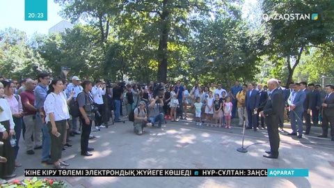 Танымал спортшы, мәнерлеп сырғанау шебері Денис Теннің өмірден озғанына тура бір жыл болды