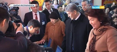 Қырғызстан халқы Конституцияға бірқатар өзгертулер енгізді 