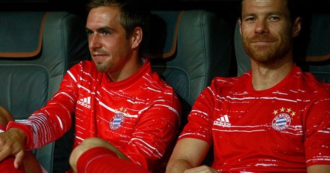 Хаби Алонсо мен Филипп Лам футболшы мансабын аяқтамақ 