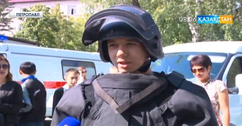 СҚО-да Қазақстан полициясы күніне орай, полицейлер қала тұрғындары үшін «Ашық есік» күнін ұйымдастырды