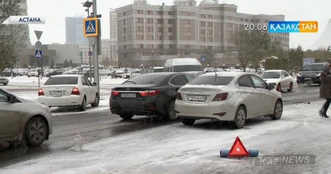 Астанаға жауған алғашқы қарды қолданып, кей пысықайлар қызмет көрсету құнын көтеріп жіберді