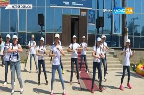 Ақтөбе облысында Астана күніне орай көше мерекесі ұйымдастырылды