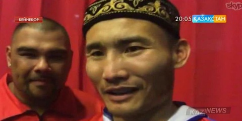 Кәсіпқой бокстан Ж.Жақиянов пен Қ.Ислам жеңіске жетті