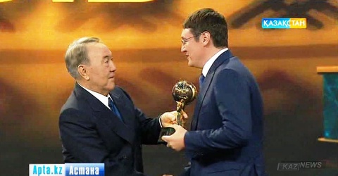 Мемлекет басшысы «Алтын сапа» және «Парыз-2015» байқауының лауреаттарын марапаттады