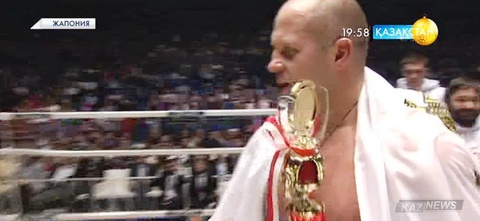 Спортқа қайта оралған Федор Емельяненко жеңіске жетті
