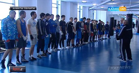 Алматыда Олимпиадаға баратын былғары қолғап шеберлері жиын өткізіп жатыр