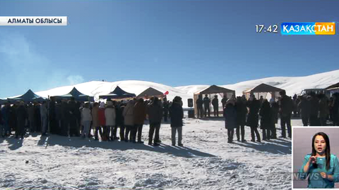 Алматы облысының Сарыөзек ауылында дәстүрлі «Қыс өрнектері» мерекесі өтті