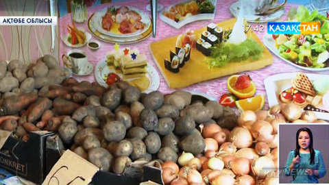 Ақтөбе облысындағы Қандыағаш қаласының кәсіпкерлері аз қамтылған отбасыларға азық-түлікті арзан бағамен сатуда