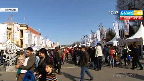 Алматының Орталық алаңында  мерекелік шаралар жалғасуда