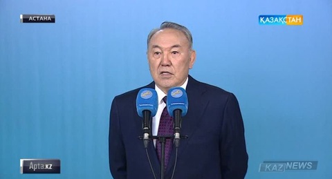 Мемлекет басшысы Н.Назарбаев сайлаушылармен бірге дауыс берді