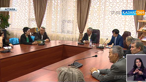 Жазушы Қажығали Мұхамбетқалиев оқырмандарымен кездесті