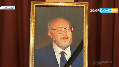 Алматылықтар Мақаш Тәтімовті ақтық сапарға шығарып салды