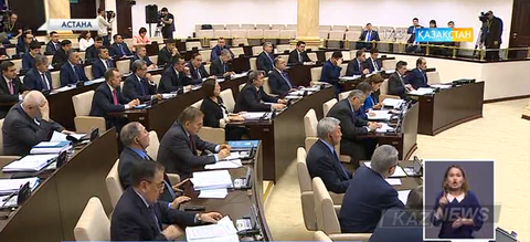 Парламент Сенаты жылды қорытындылады