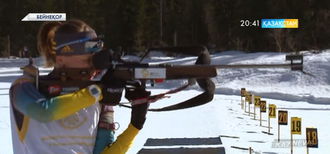 Г.Вишневская үздіктер қатарынан көрінді