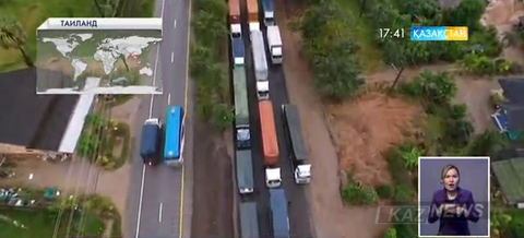 Бүгін Таиландтың оңтүстігінде көлік кептелісі 200 шақырымға созылды