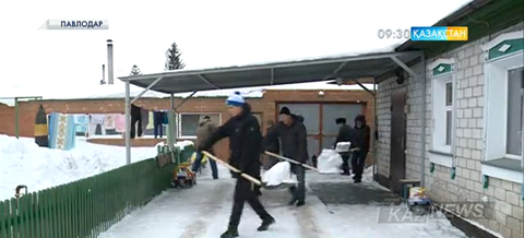 Павлодар әкімдігі жеке меншік кәсіпорында аумағындағы қарды тазаламаған 35 кәсіпкерге айыппұл салды