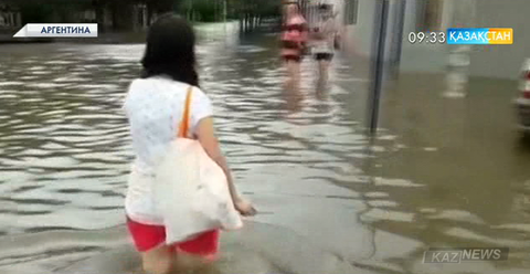 Аргентинаға бір жылдық мөлшерде жауын-шашын түскен