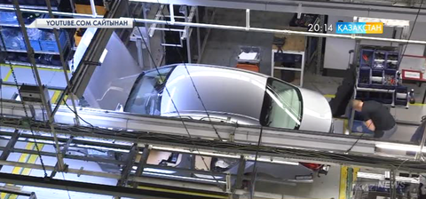 Миллионнан астам «Mercedez-Benz» зауытқа оралмақ