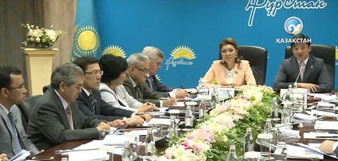 «Нұр Отан» партиясы 12 Заңның қабылдануына атсалысты