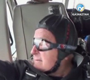 АҚШ-тың экс-президенті Үлкен Джордж Буш  90 жылдық мерейтойын атап өтті  