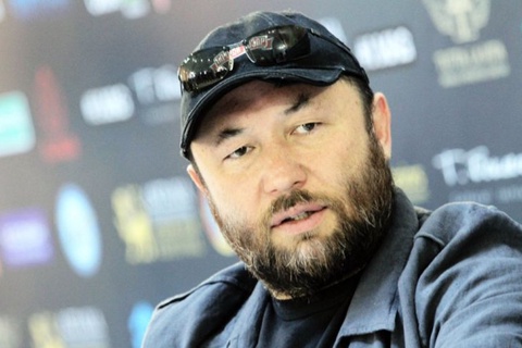 Тимур Бекмамбетов Головкин жайлы деректі фильм түсіреді