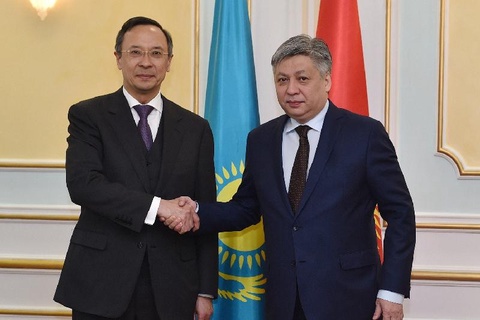Қазақстан мен Қырғызстан СІМ басшылары аймақтағы су ресурстарына қатысты мәселені талқылады