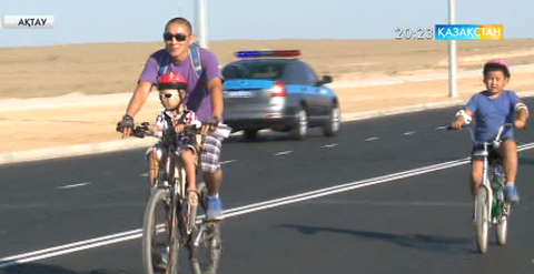 Ақтауда мерекелік велошеру өтті
