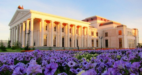 19 маусым «Астана Опера» сахнасында «ХХ ғасыр хиттары» атты концерт өтеді