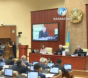Мажилис одобрил законопроект о профсоюзах