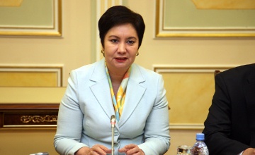 Госсекретарь РК Гульшара Абдыкаликова провела встречу с Чрезвычайным и Полномочным послом Великобритании