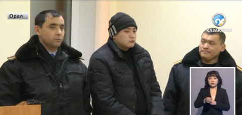 В Уральске сотрудник финпола сломал нос полицейскому