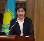 В Казахстане будет внедрена новая система оплаты труда гражданских служащих