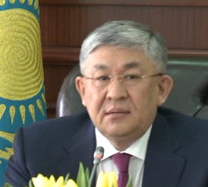 Үшемдердің отбасына автокөлік берілді (ВИДЕО)