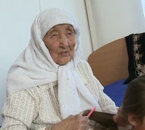 Ғасырдан да ұзақ жасағандар
