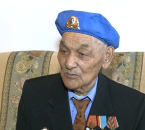 91 жастағы соғыс ардегері үш шақырым жолды жаяу жүгіріп өтеді
