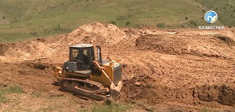 Оңтүстік Қазақстан облысы: Қорықтың жанынан заңсыз қазба байлықтар алынуда