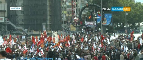 Анкарада кәсіподақтар бейбіт шеру ұйымдастырды