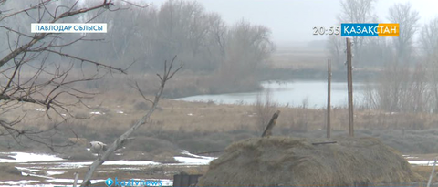 Ертіс тасып, малдың қысқы шөбі су астында қалды