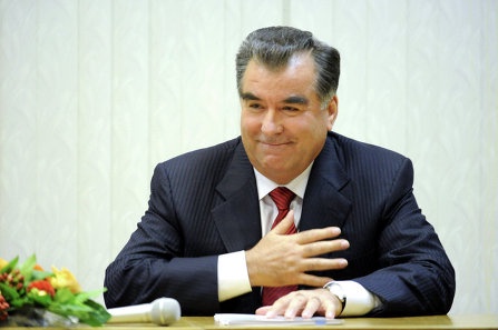 Эмомали Рахмон Елбасын Тәуелсіздік күнімен құттықтады