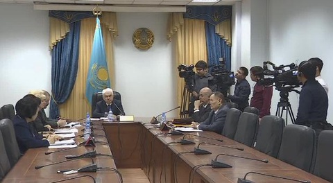 Президенттікке үміткер Жарылқап Қалыбай лингвистикалық сынақтан өтті