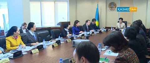 Астанада Әйелдер істері және отбасылық-демографиялық саясат жөніндегі ұлттық комиссияның отырысы өтті