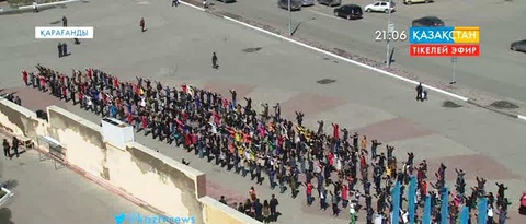 Елбасын ұлықтау шарасына орай аймақтарда флешмобтар өтті