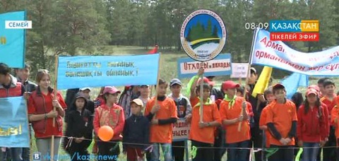 Семейде «Саябақтар шеруі» республикалық акциясы өтті