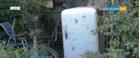 Семейде бір отбасының екі баласы ескі тоңазытқышқа қамалып, тұншығып қалған