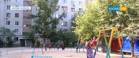 Ақтөбеде қарияны ұрып-соғып, қолындағы нәрестені ұрлап кетпекші болған студентке қатысты сот ісі қаралуда