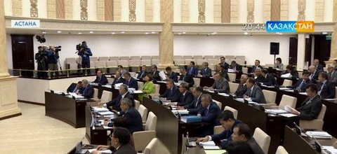 Полицияға қарсылық көрсететіндерді қатаң жазалау қажет - Бектас Бекназаров